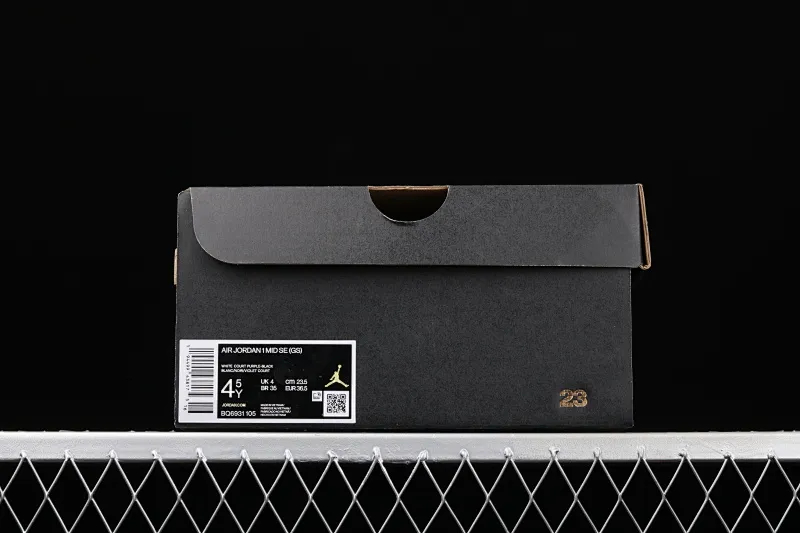All categories Air Jordan Jordan series basketball shoes Air Jordan 1 Mid G version pure original Air Jordan 1 Mid GS AJ1 Joe 1 black and white purple Chinese basketball shoes BQ6931-105